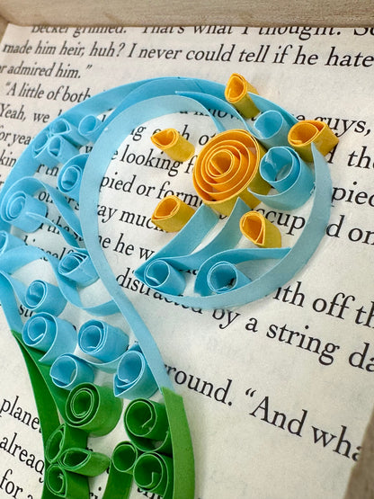 Quilling letter S details