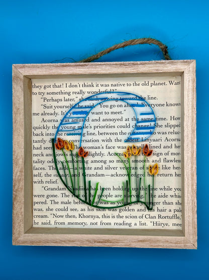 Shadow box with quilling art