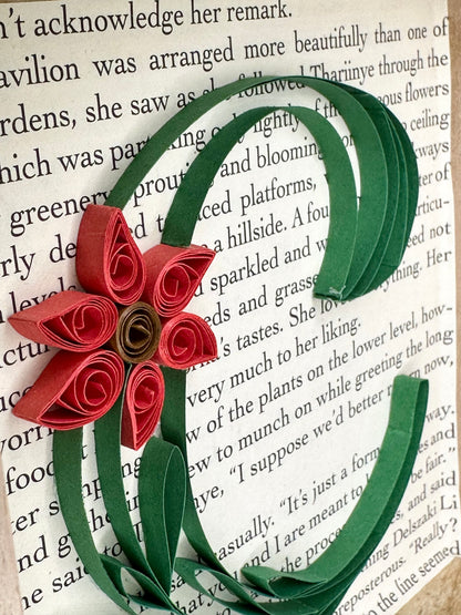 Detail picture of quilling letter C